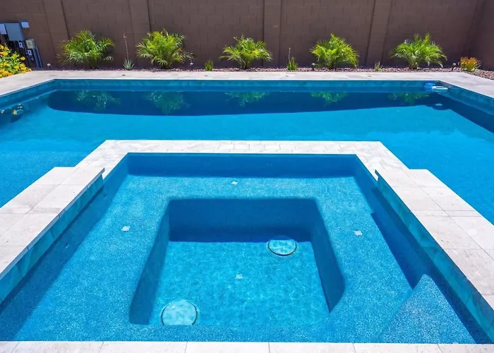 Enjoyable 3 Bedroom House With Heated Pool Option And Same As Hot Tub Phoenix